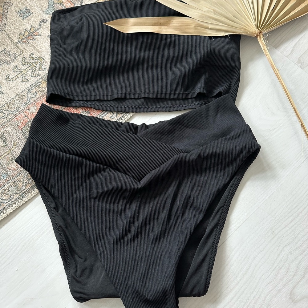 Aerie Ribbed Crossover Cheeky Bottom (XL) and Ribbed Longline Bandeau Top (L)